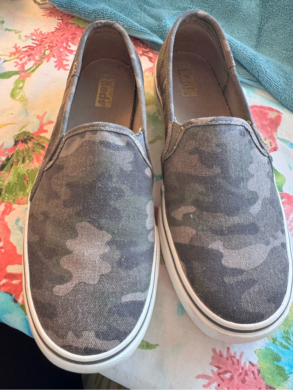 Keds Double decker slip ons canvas women’s canvas sneakers in gray/green camo